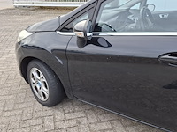 Personenauto ford, fiesta 1.6, zwart, bouwjaar 2013 - afbeelding 44 van  45