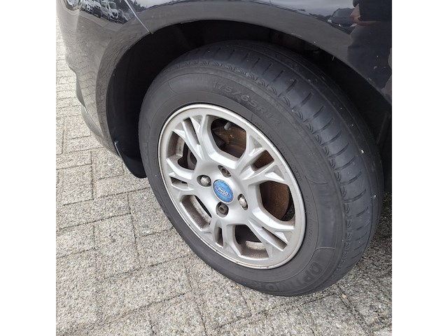 Personenauto ford, fiesta 1.6, zwart, bouwjaar 2013 - afbeelding 45 van  45