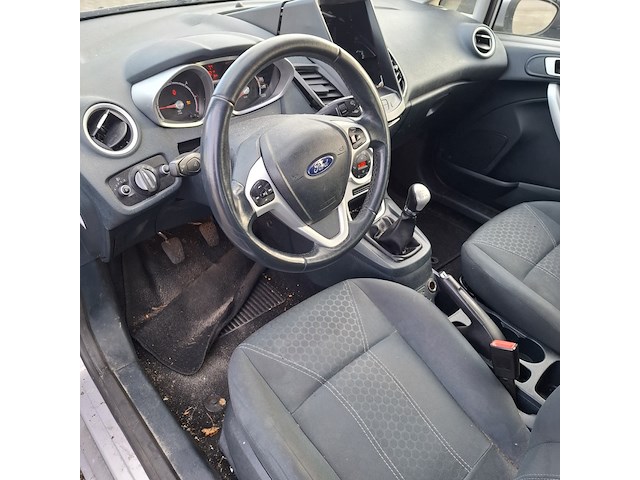 Personenauto ford, fiesta 1.6tdci, grijs, bouwjaar 2012 - afbeelding 22 van  51