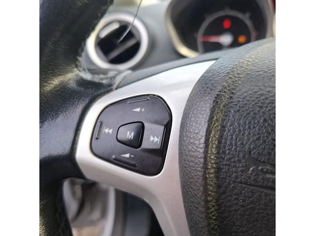 Personenauto ford, fiesta 1.6tdci, grijs, bouwjaar 2012 - afbeelding 28 van  51