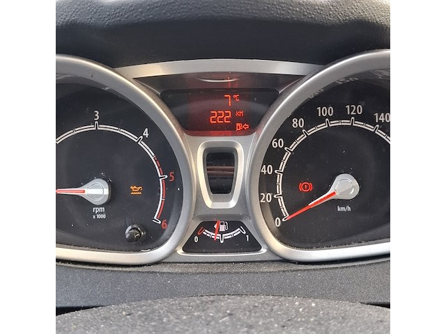 Personenauto ford, fiesta 1.6tdci, grijs, bouwjaar 2012 - afbeelding 30 van  51