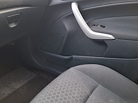 Personenauto ford, fiesta 1.6tdci, grijs, bouwjaar 2012 - afbeelding 36 van  51