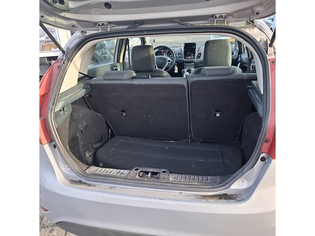 Personenauto ford, fiesta 1.6tdci, grijs, bouwjaar 2012 - afbeelding 39 van  51