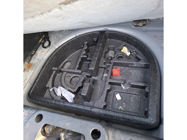 Personenauto ford, fiesta 1.6tdci, grijs, bouwjaar 2012 - afbeelding 40 van  51