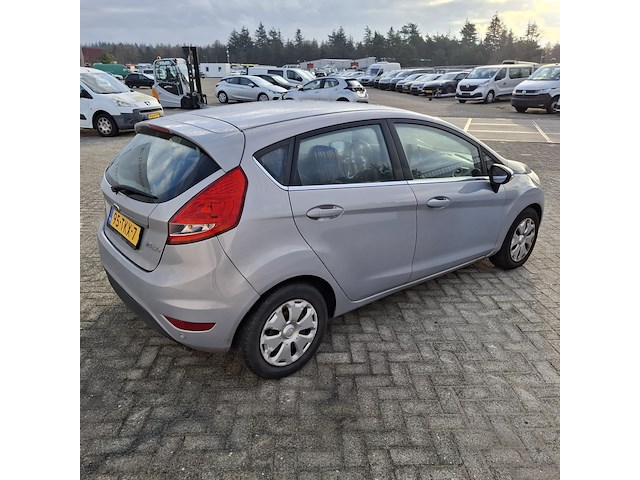 Personenauto ford, fiesta 1.6tdci, grijs, bouwjaar 2012 - afbeelding 45 van  51