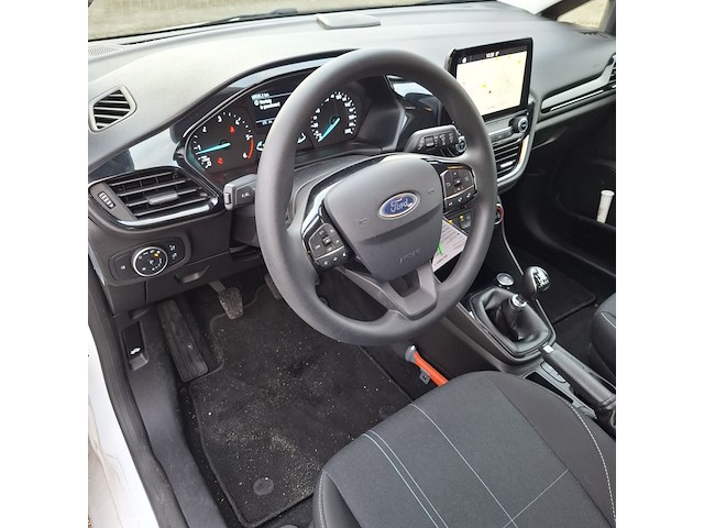 Personenauto, ford, fiesta - afbeelding 13 van  46