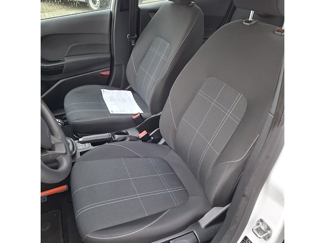 Personenauto, ford, fiesta - afbeelding 15 van  46