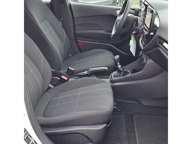 Personenauto, ford, fiesta - afbeelding 37 van  46