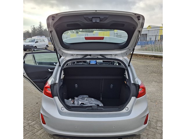 Personenauto, ford, fiesta - afbeelding 30 van  48