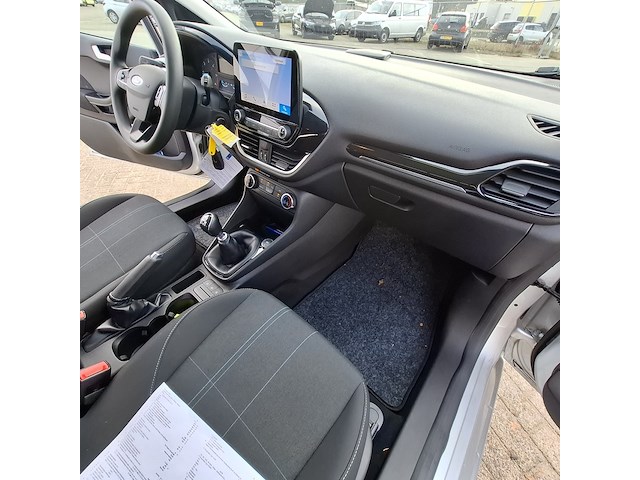 Personenauto, ford, fiesta - afbeelding 37 van  48