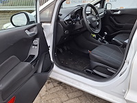 Personenauto, ford, fiesta - afbeelding 22 van  46
