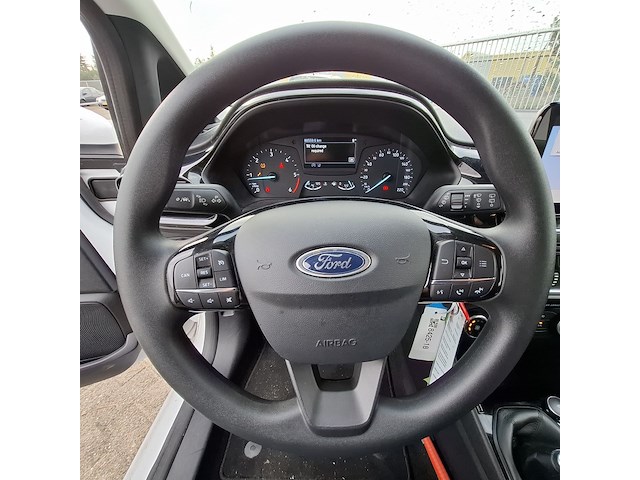 Personenauto, ford, fiesta - afbeelding 25 van  46