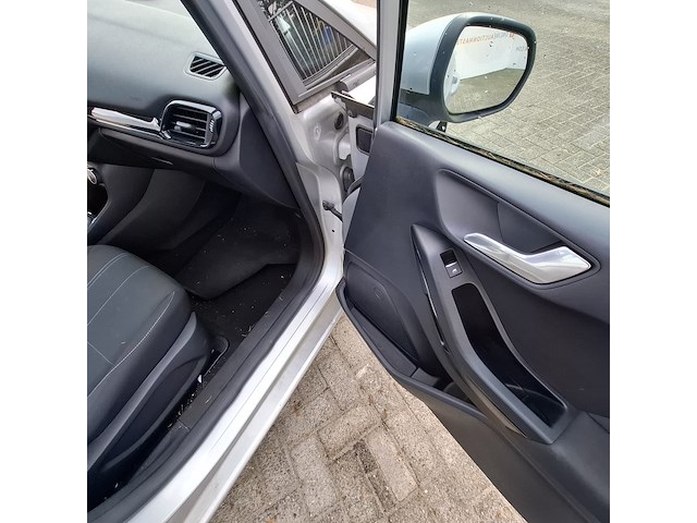 Personenauto, ford, fiesta - afbeelding 40 van  47