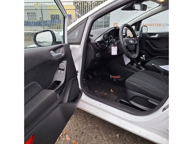 Personenauto, ford, fiesta - afbeelding 22 van  47