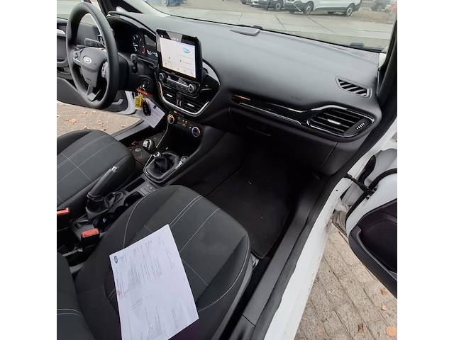 Personenauto, ford, fiesta - afbeelding 41 van  47