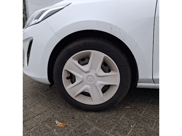 Personenauto, ford, fiesta - afbeelding 11 van  47