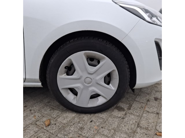 Personenauto, ford, fiesta - afbeelding 14 van  47