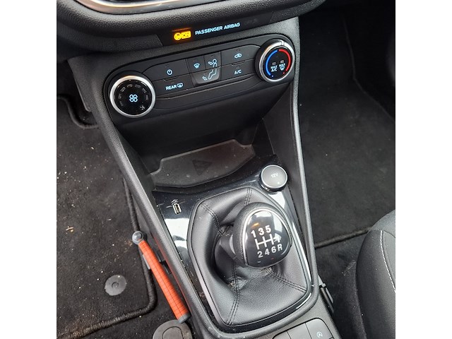 Personenauto, ford, fiesta - afbeelding 31 van  47