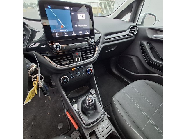 Personenauto, ford, fiesta - afbeelding 32 van  47