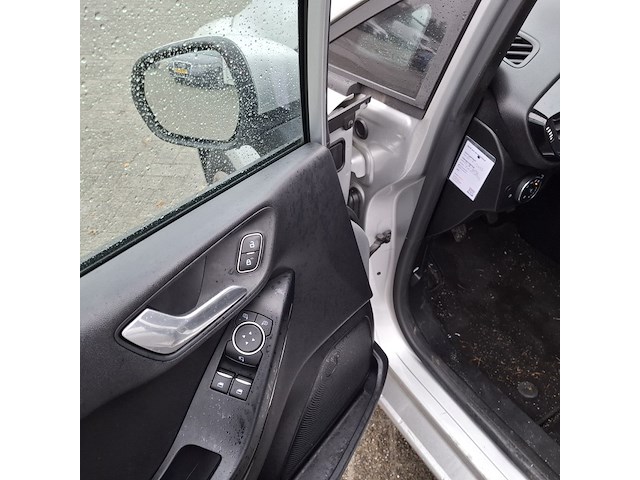 Personenauto, ford, fiesta - afbeelding 25 van  49