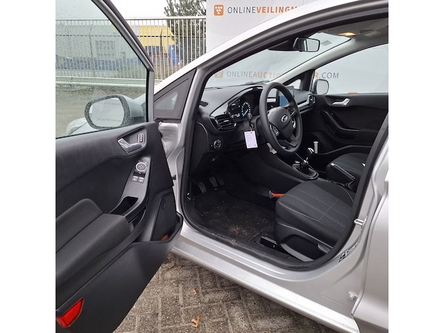 Personenauto, ford, fiesta - afbeelding 23 van  48