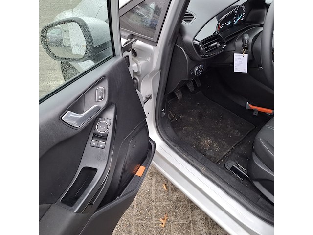 Personenauto, ford, fiesta - afbeelding 24 van  48