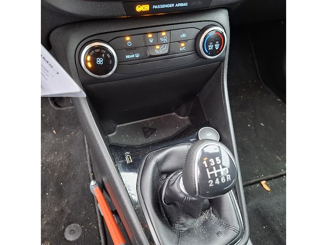 Personenauto, ford, fiesta - afbeelding 32 van  48