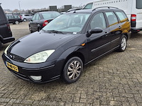 Personenauto ford, focus 1.6-16v collection, zwart, bouwjaar 2004 - afbeelding 1 van  1