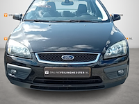Personenauto, ford, focus, 1.6-16v first edition, zwart, 2005 - afbeelding 6 van  13