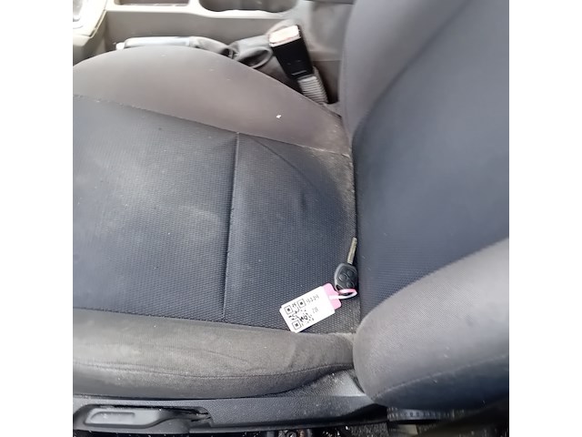 Personenauto, ford, focus, 1.6-16v first edition, zwart, 2005 - afbeelding 11 van  13