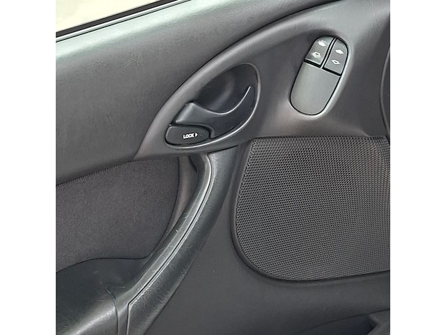 Personenauto, ford, focus, 1.6-16v futura, 2004 - afbeelding 4 van  31