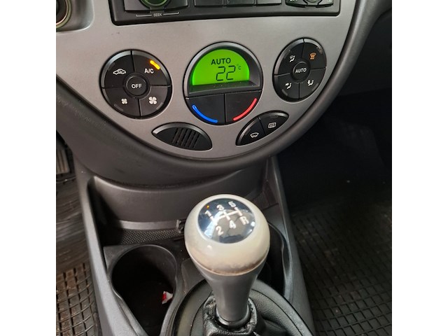 Personenauto, ford, focus, 1.6-16v futura, 2004 - afbeelding 10 van  31