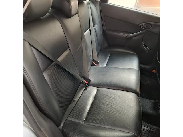 Personenauto, ford, focus, 1.6-16v futura, 2004 - afbeelding 14 van  31