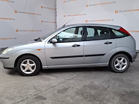 Personenauto, ford, focus, 1.6-16v futura, 2004 - afbeelding 28 van  31