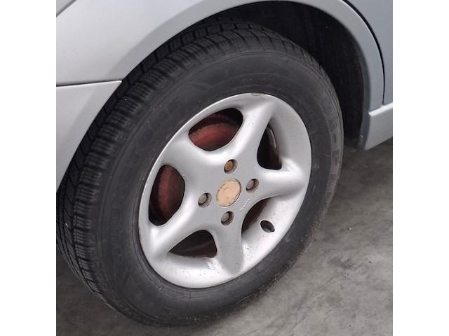 Personenauto, ford, focus, 1.6-16v futura, 2004 - afbeelding 31 van  31