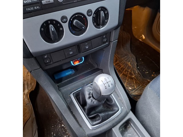 Personenauto, ford, focus, 1.6-16v futura, 2007 - afbeelding 27 van  51