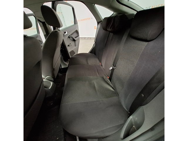 Personenauto, ford, focus, 1.6-16v trend, 2006 - afbeelding 28 van  50