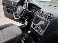 Personenauto, ford, focus, 1.6-16v trend, 2006 - afbeelding 32 van  50