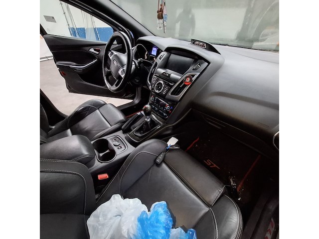 Personenauto, ford, focus, 2.0 ecoboost st-3, 2013 - afbeelding 29 van  48