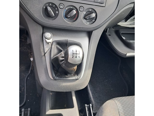 Personenauto, ford, focus c-max, 1.6-16v futura, 2006 - afbeelding 2 van  12