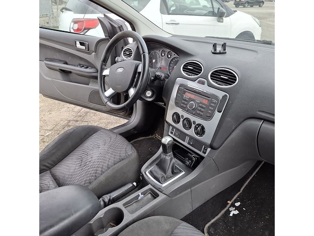 Personenauto, ford, focus coupé-cabriolet, 1.6-16v trend, 2007 - afbeelding 3 van  18