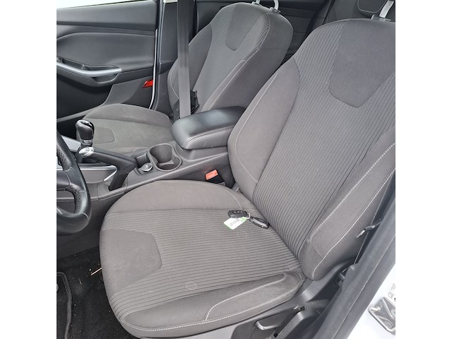 Personenauto, ford, focus wagon, 1.0 ecoboost titanium, 2013 - afbeelding 12 van  15