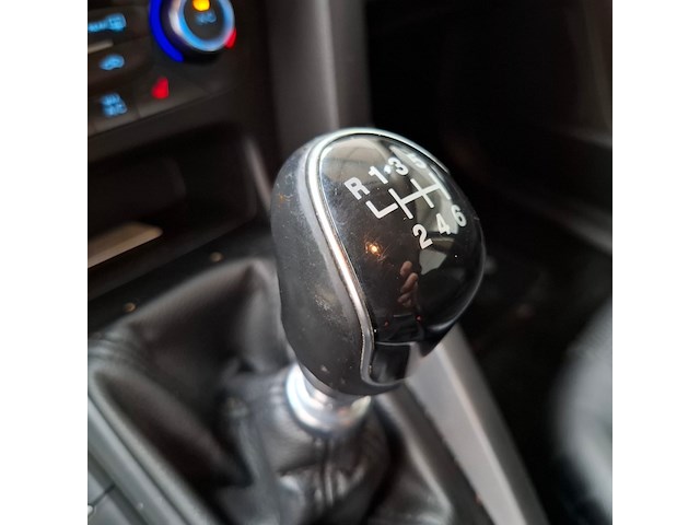 Personenauto, ford, focus wagon, 1.0 titanium edition, 2015 - afbeelding 28 van  62