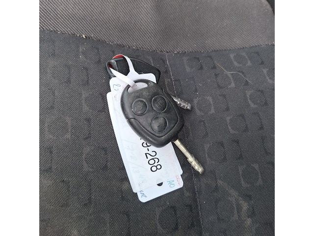 Personenauto, ford, focus wagon, 1.6-16v cool edition, blauw, 2002 - afbeelding 9 van  12