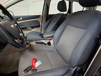Personenauto, ford, focus wagon, 1.6-16v futura, 2006 - afbeelding 30 van  67