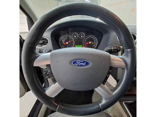 Personenauto, ford, focus wagon, 1.6-16v futura, 2006 - afbeelding 31 van  67