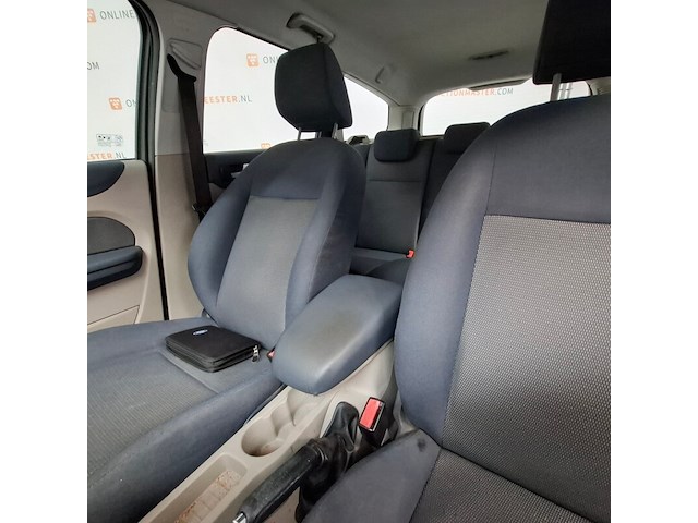 Personenauto, ford, focus wagon, 1.6-16v futura, 2006 - afbeelding 38 van  67