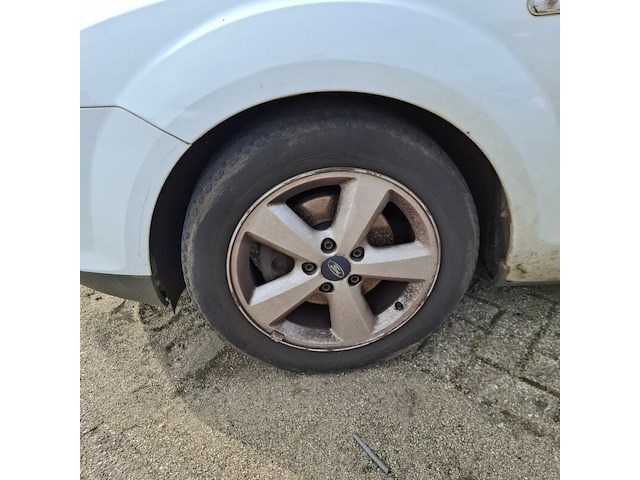 Personenauto, ford, focus wagon, 1.6-16v futura, 2007 - afbeelding 10 van  23