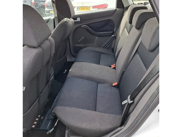 Personenauto, ford, focus wagon, 1.6-16v futura, 2007 - afbeelding 20 van  23