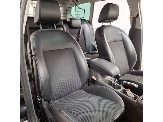 Personenauto, ford, focus wagon, 1.6-16v titanium, 2007 - afbeelding 51 van  70